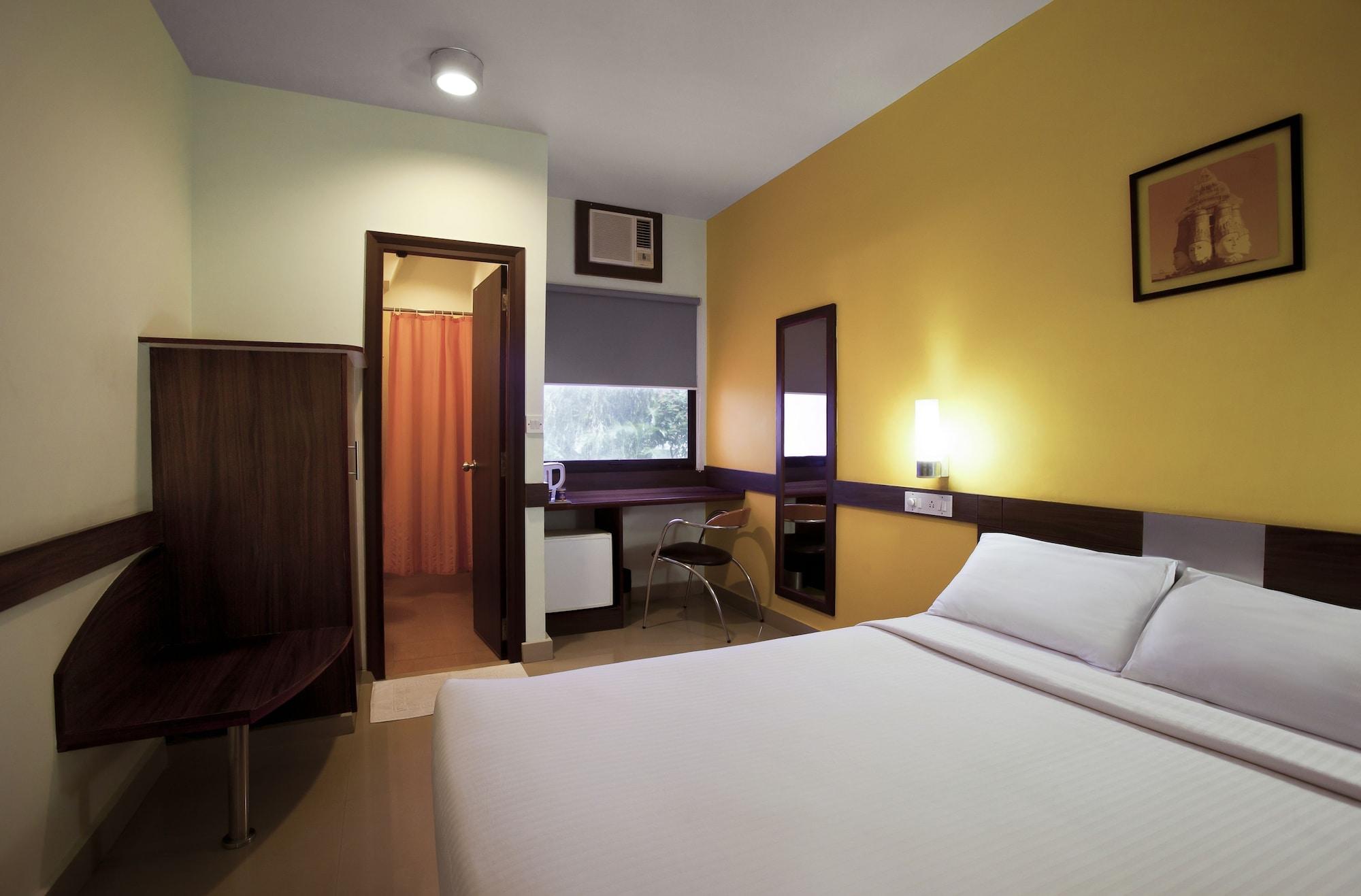 East Delhi Hotel Új-Delhi Kültér fotó